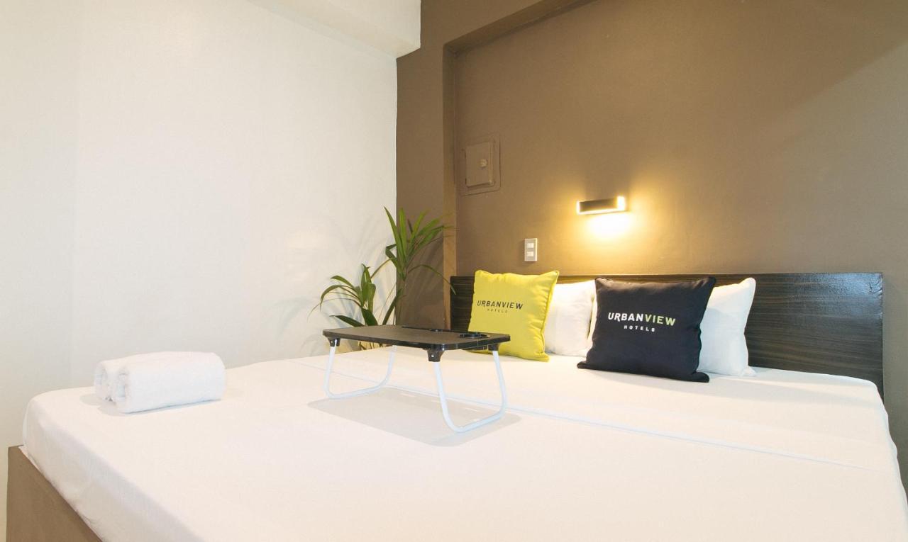 Urbanview At San Antonio'S Place Sampaloc Манила Экстерьер фото